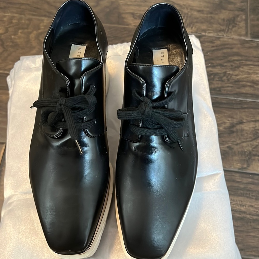 Stella McCartney - 6 Us (used)